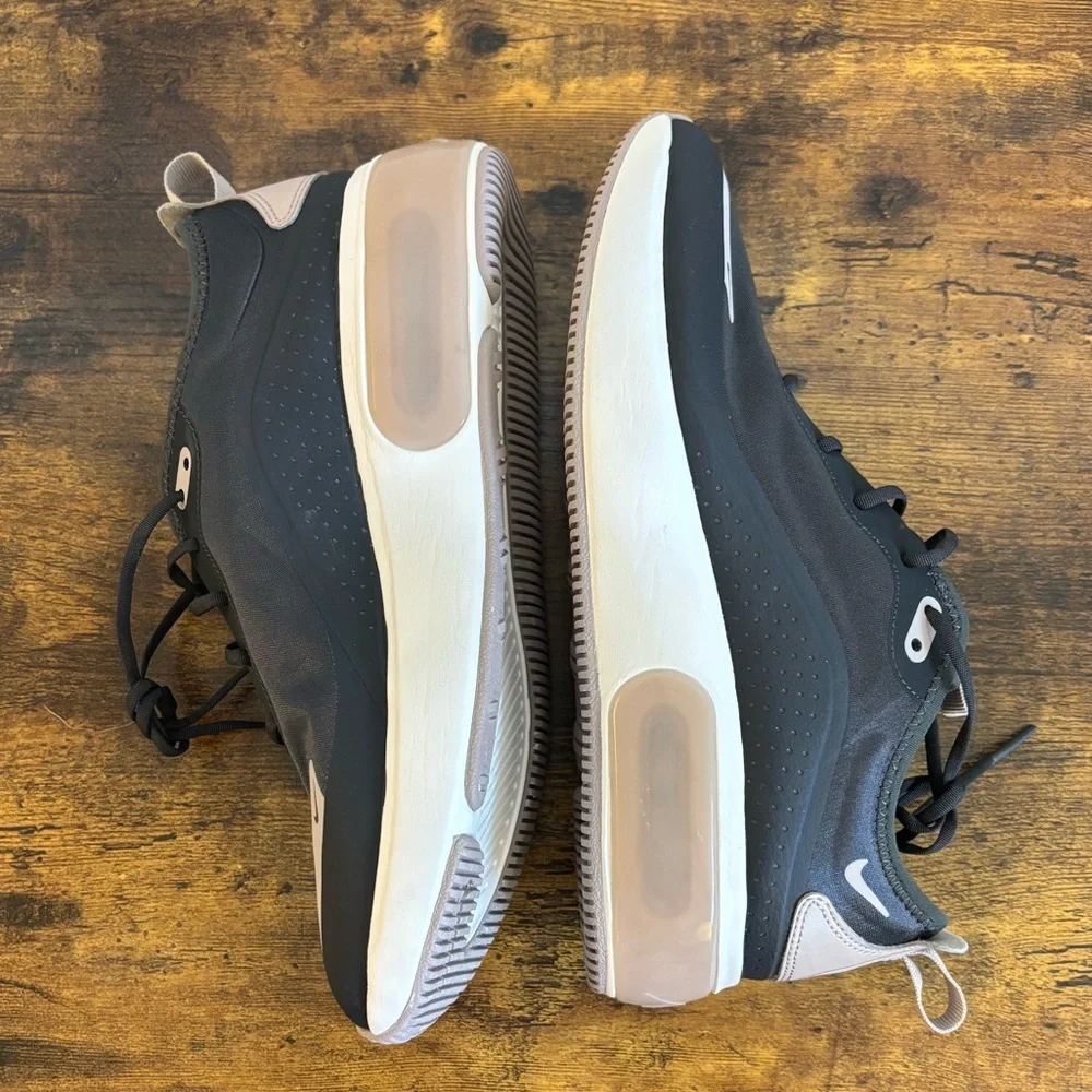 Nike Women's Air Max Dia Casual Sneakers from Finish Line - Picture 5 of 15